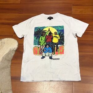 Akoo White Tee with Colorful Graphic Sz L